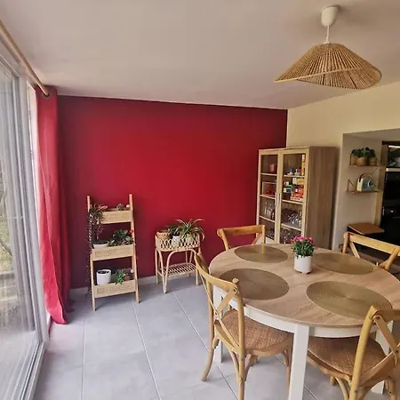 Vespa Casa Cherbourg-en-Cotentin Esterno foto